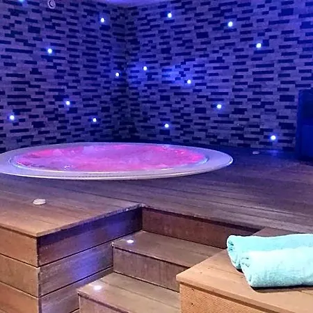Des Thermes Et Du Casino Hotel 3*