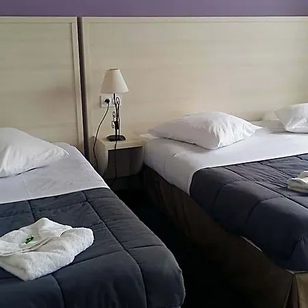Des Thermes Et Du Casino Hotel 3*