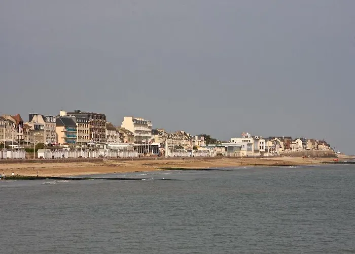 Des Thermes Et Du Casino