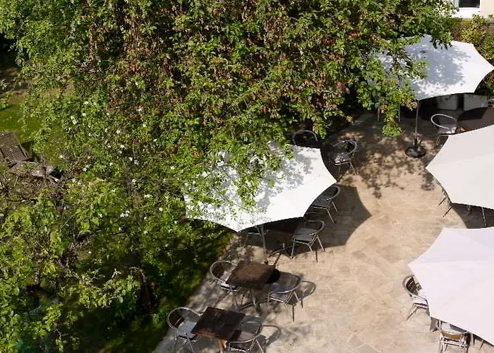 Hotel Des Thermes Et Du Casino 3*