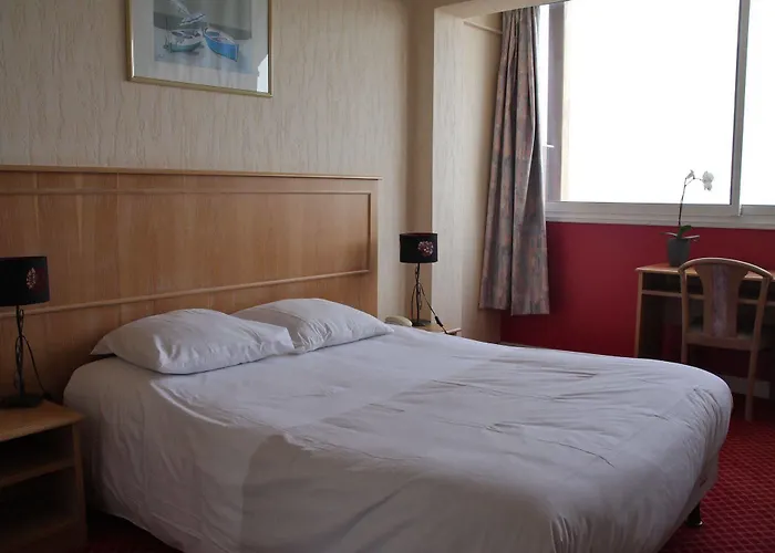 Des Thermes Et Du Casino 3* Luc-sur-Mer