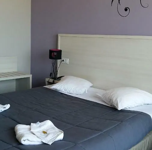 Des Thermes Et Du Casino Hotel 3*